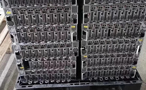 全國vps_獨立香港服務器與香港VPS主機哪個好