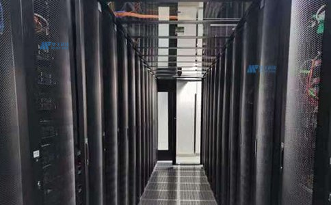 前3名傳統和流行的網絡托管解決方案